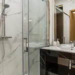 Tatra & 4*
