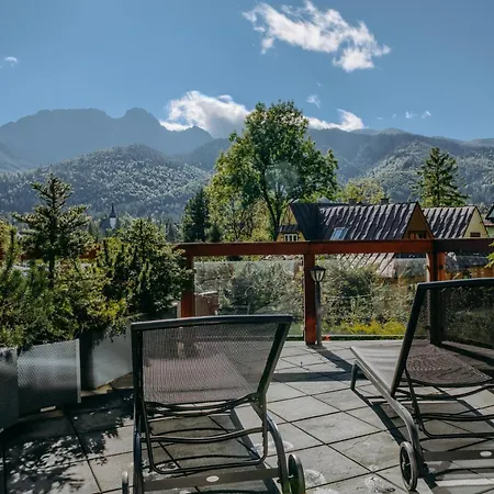 Tatra & 4*